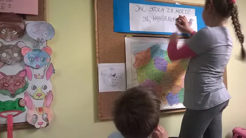 Jak sójka za morze – znaczenie przysłowia i jego kontekst w poezji
