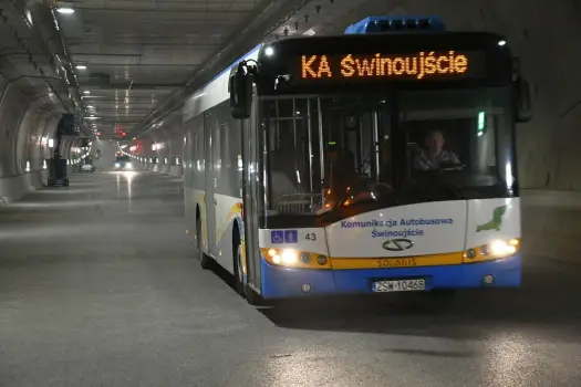 Szczecin - Świnoujście: Ile km i jak szybko dojechać? (Tunel)